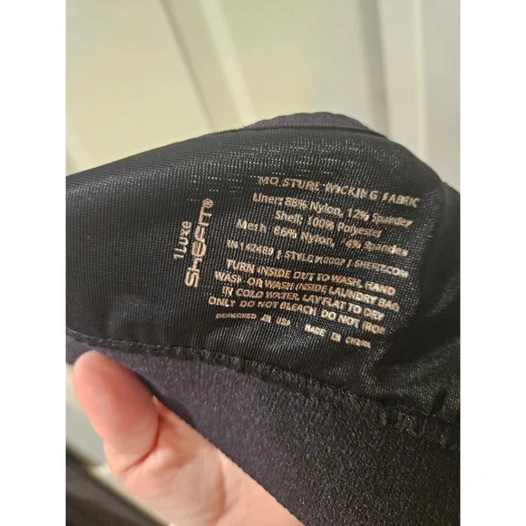 Shefit Ultimate Sports Bra 1Luxe Black Adjustable Zip High Support - Picture 6 of 6